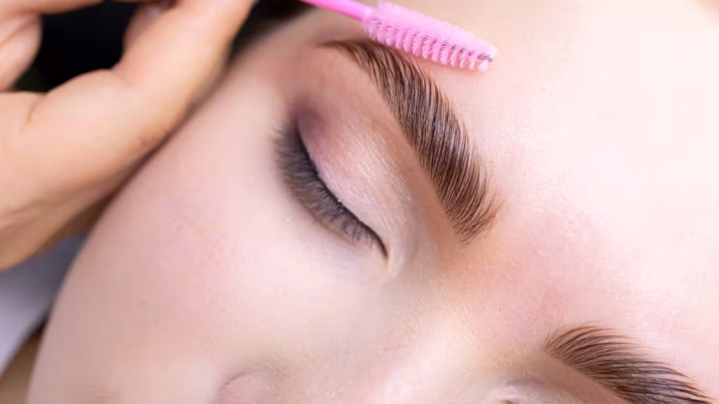 henna-brows-headerbild